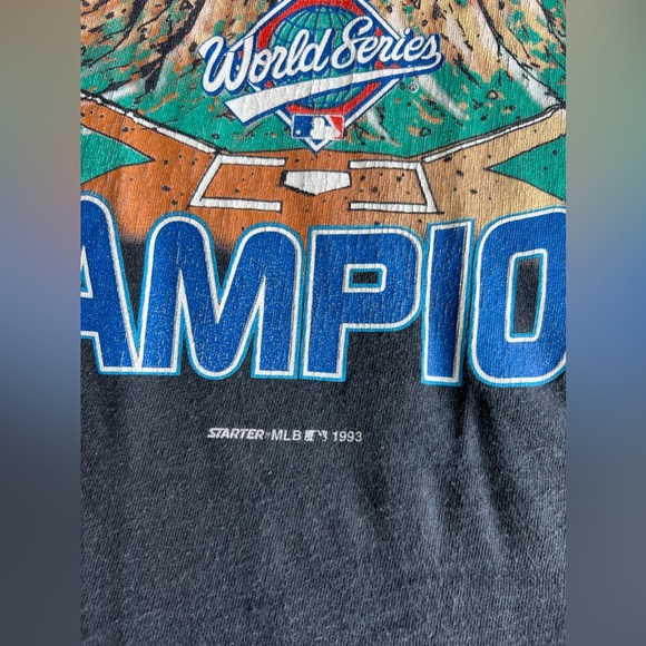 Vintage 1993 Blu Jays T-Shirt - Picture 3 of 10